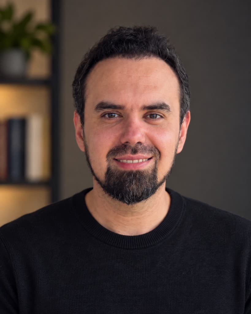 Rodrigo Machado Ayala, autor de DO ZERO COM IA